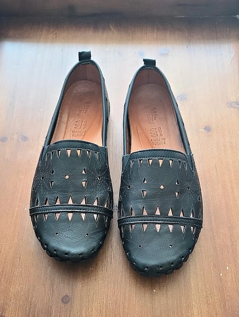 Spring Step Kapri Black Geometric Perforated Flats